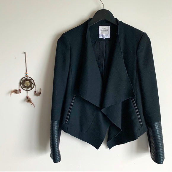 Zara Jackets & Blazers - Zara Black Blazer Zara Jackets & Blazers - Zara Black Blazer